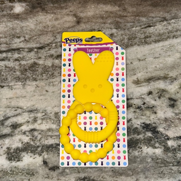 PEEPS Baby Bunny Rabbit YELLOW Set Includes Baby Bib and Teether NEW - Picture 5 of 6